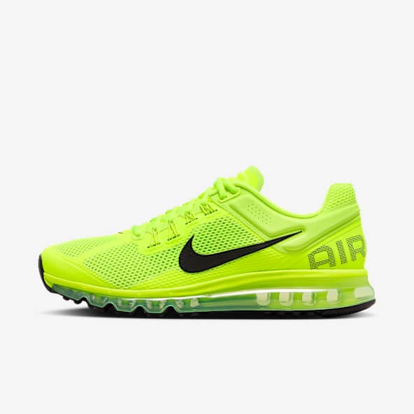 Yellow Shoes. Nike